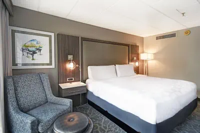 Photo 5 - Holiday Inn Downtown Memphis by IHG