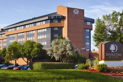Photo 2 - DoubleTree by Hilton Denver - Westminster
