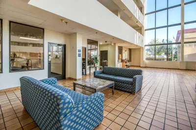 Photo 5 - Clarion Hotel Jackson Northwest