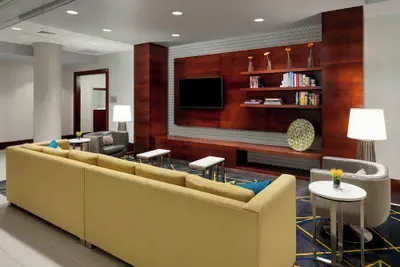 Photo 5 - Courtyard by Marriott Boston-Cambridge