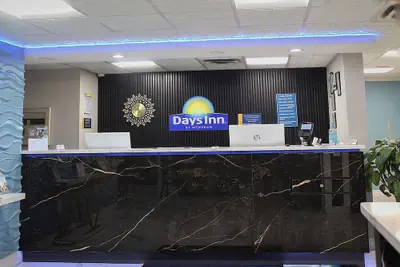 Photo 4 - Days Inn by Wyndham Marianna