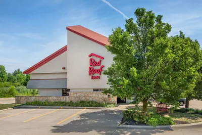 Photo 2 - Red Roof Inn Erie – I-90