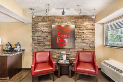 Photo 4 - Red Roof Inn Erie – I-90