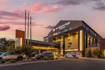 Photo 2 - Best Western Plus InnTowner Madison