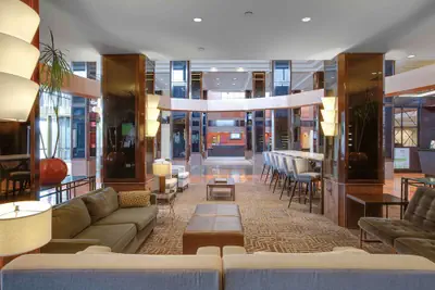 Photo 4 - Hilton Newark Airport