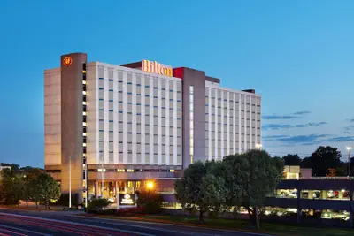 Photo 2 - Hilton Newark Airport