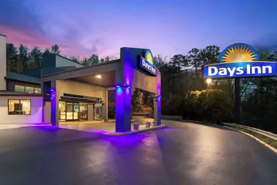 Photo 2 - Days Inn by Wyndham Chattanooga Lookout Mountain West