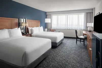 Photo 2 - The Alloy King of Prussia - a DoubleTree by Hilton