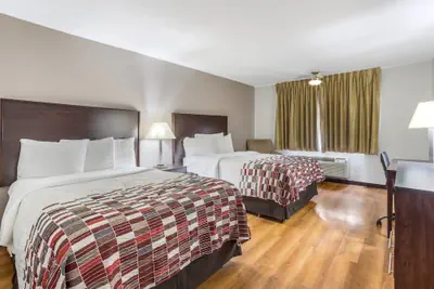 Photo 2 - Red Roof Inn Meridian