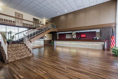 Photo 4 - Red Roof Inn Meridian