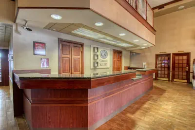 Photo 3 - Comfort Suites Madison West - Middleton