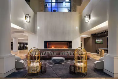 Photo 3 - Hilton Lexington/Downtown