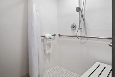 Photo 3 - Holiday Inn Express - Atlanta/Kennesaw by IHG