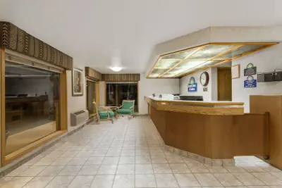 Photo 3 - Days Inn & Suites by Wyndham Kanab