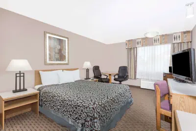 Photo 4 - Days Inn & Suites by Wyndham Kanab
