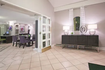 Photo 3 - La Quinta Inn by Wyndham Salt Lake City Midvale