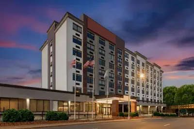 Photo 2 - Holiday Inn Express And Suites Washington Dc Noma by IHG