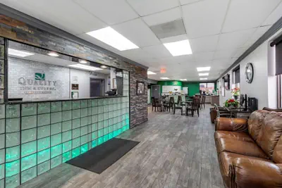 Photo 3 - Quality Inn & Suites Ft. Jackson Maingate