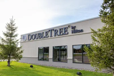 Photo 2 - DoubleTree by Hilton Austin, MN
