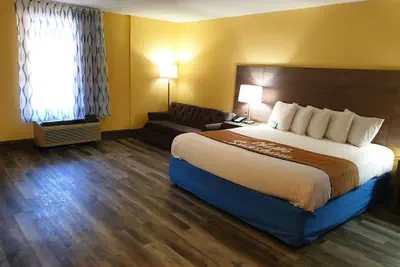 Photo 5 - Days Inn by Wyndham Cleveland TN