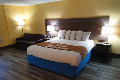 Photo 4 - Days Inn by Wyndham Cleveland TN
