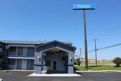Photo 2 - Travelodge by Wyndham Killeen/Fort Hood