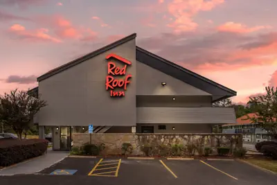 Photo 2 - Red Roof Inn Greenville
