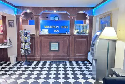 Photo 3 - Mountain Home Inn