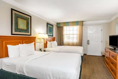 Photo 4 - La Quinta Inn by Wyndham El Paso West
