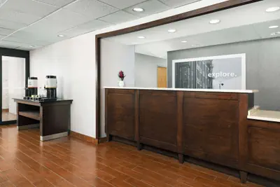 Photo 5 - Hampton Inn Laredo