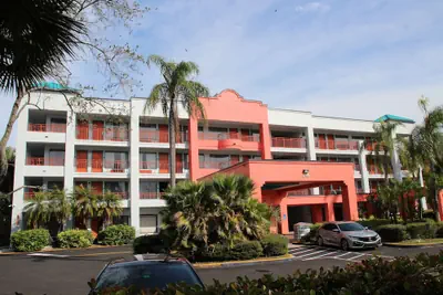 Photo 2 - Boca Suites Deerfield Beach, SureStay Collection by BW