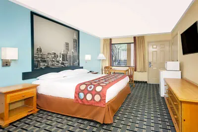 Photo 4 - Super 8 by Wyndham Cartersville