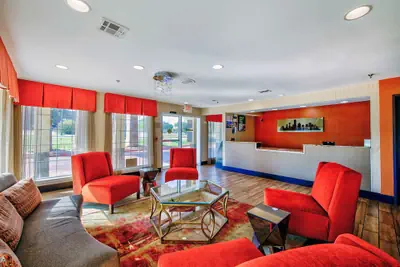 Photo 3 - Motel 6 Arlington, TX
