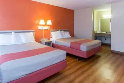Photo 4 - Cathedral Hill Hotel