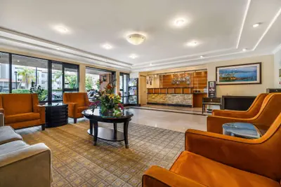 Photo 4 - Best Western Plus Orange County Airport North