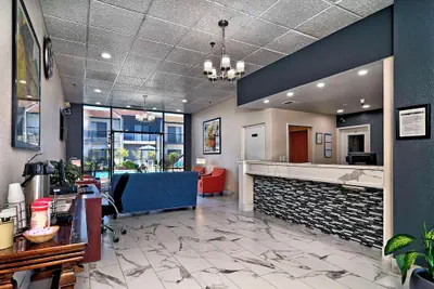 Photo 2 - Quality Inn & Suites South San Jose / Morgan Hill