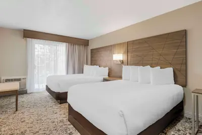 Photo 2 - Best Western Plus Grand Manor Inn