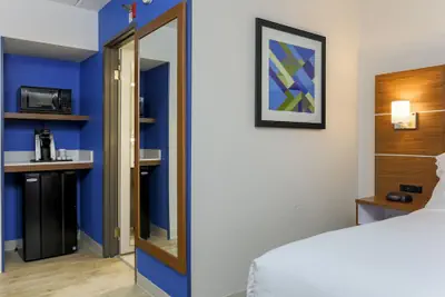 Photo 5 - Holiday Inn Express Milwaukee-West Medical Center by IHG