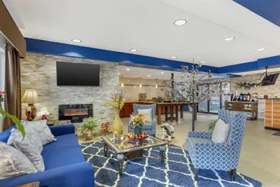 Photo 4 - Best Western Sky Valley Inn