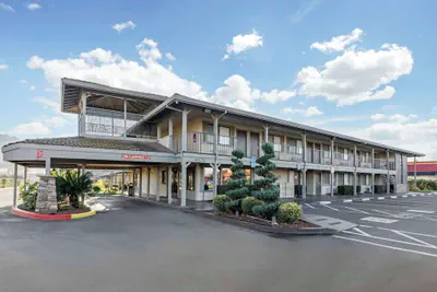 Photo 2 - Best Western Cordelia Inn