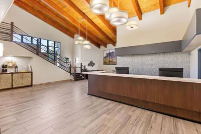 Photo 3 - Days Inn & Suites by Wyndham Mesa Near Phoenix