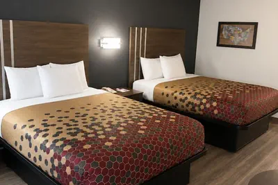 Photo 5 - Econo Lodge Calhoun South