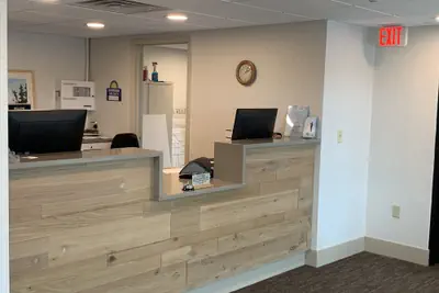 Photo 4 - Days Inn & Suites by Wyndham Duluth by the Mall