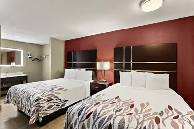 Photo 2 - Red Roof Inn Redding