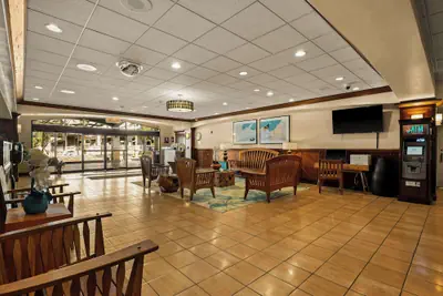 Photo 5 - Airport Honolulu Hotel, Trademark Collection by Wyndham