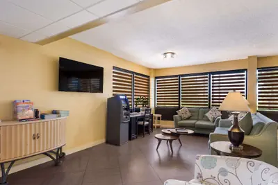 Photo 3 - SureStay Hotel by Best Western St. Pete Clearwater Airport