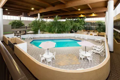 Photo 5 - Wyndham Garden Romulus Detroit Metro Airport