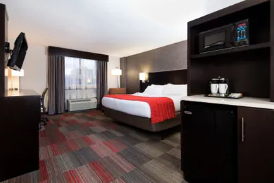 Photo 5 - Holiday Inn Milwaukee Riverfront by IHG