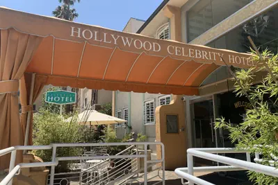 Photo 2 - Hollywood Celebrity Hotel