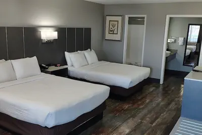 Photo 5 - Anderson Inn